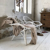 Paire de fauteuils en rotin blancs