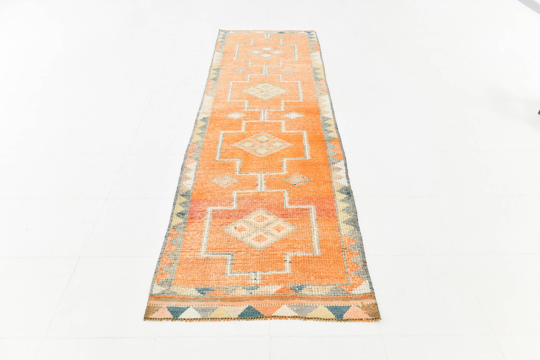 3x11 Vintage Runner Rug, 88x319Cm