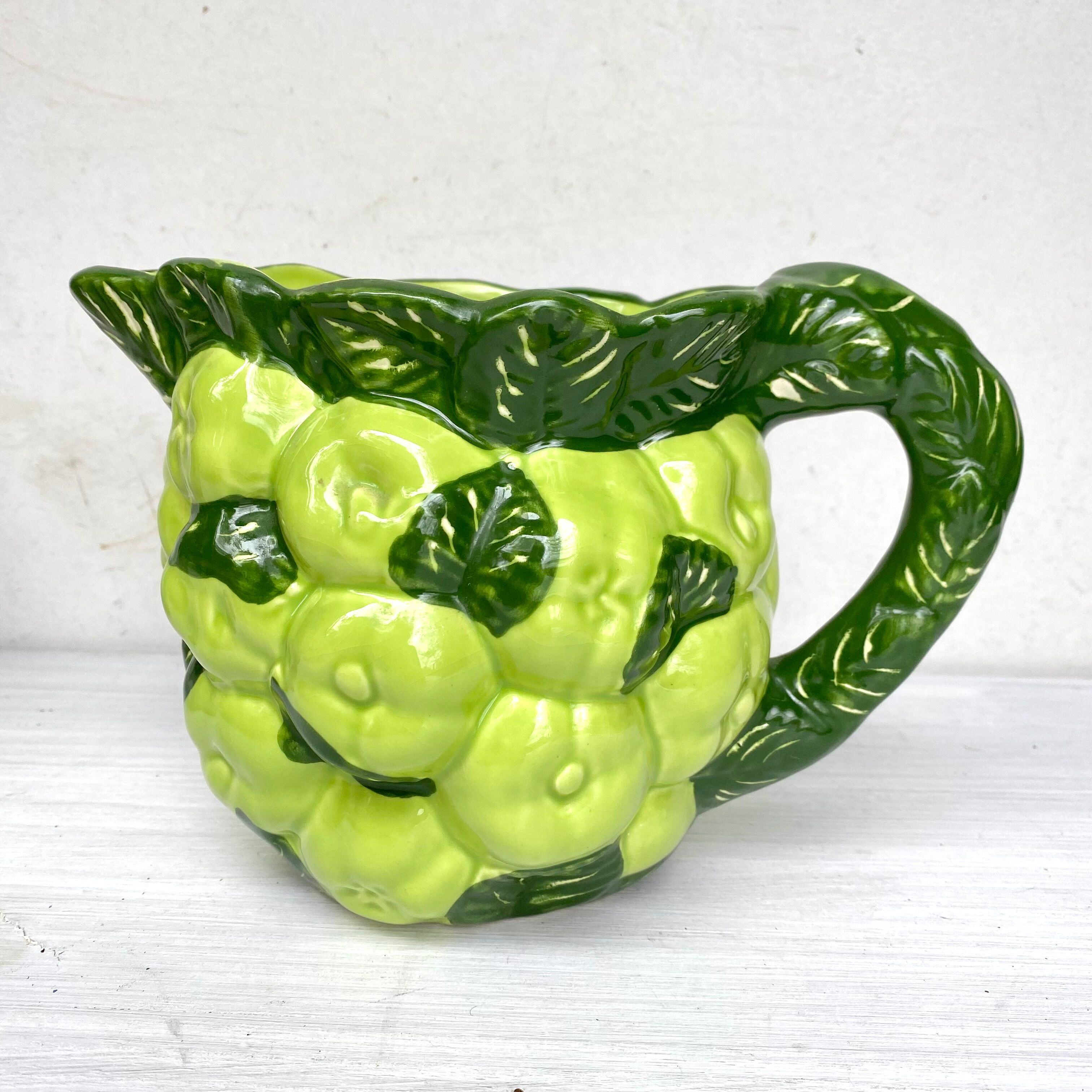 Pitcher in apple slurry