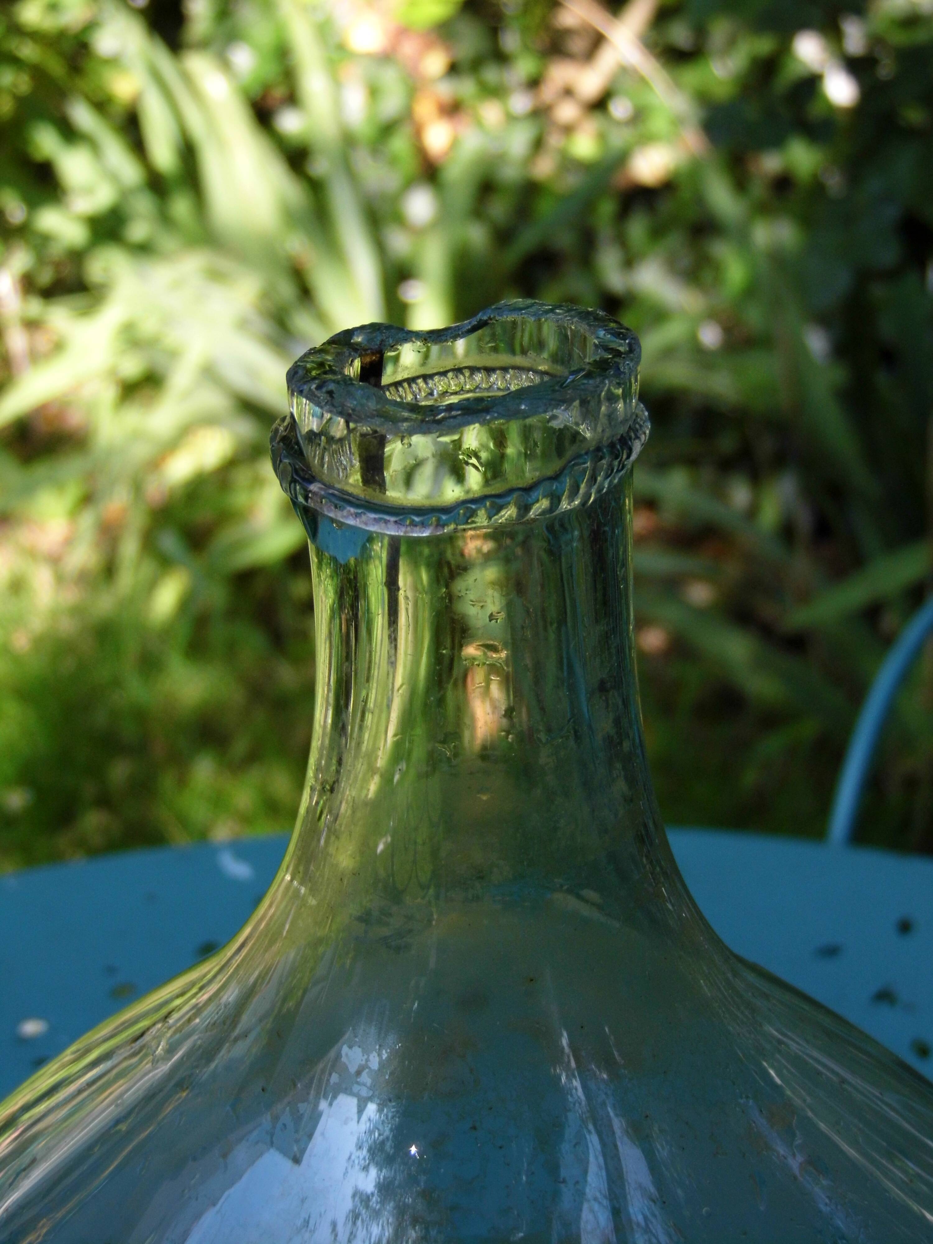 Old lady-jeanne, old model, blown glass 38cm high