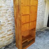 Buffet with sliding doors