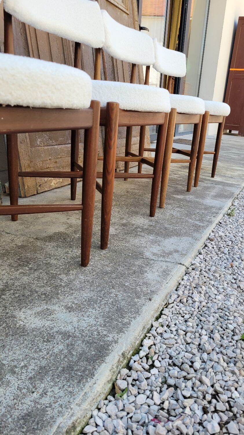 Series of 4 design Scandinavian teak chairs