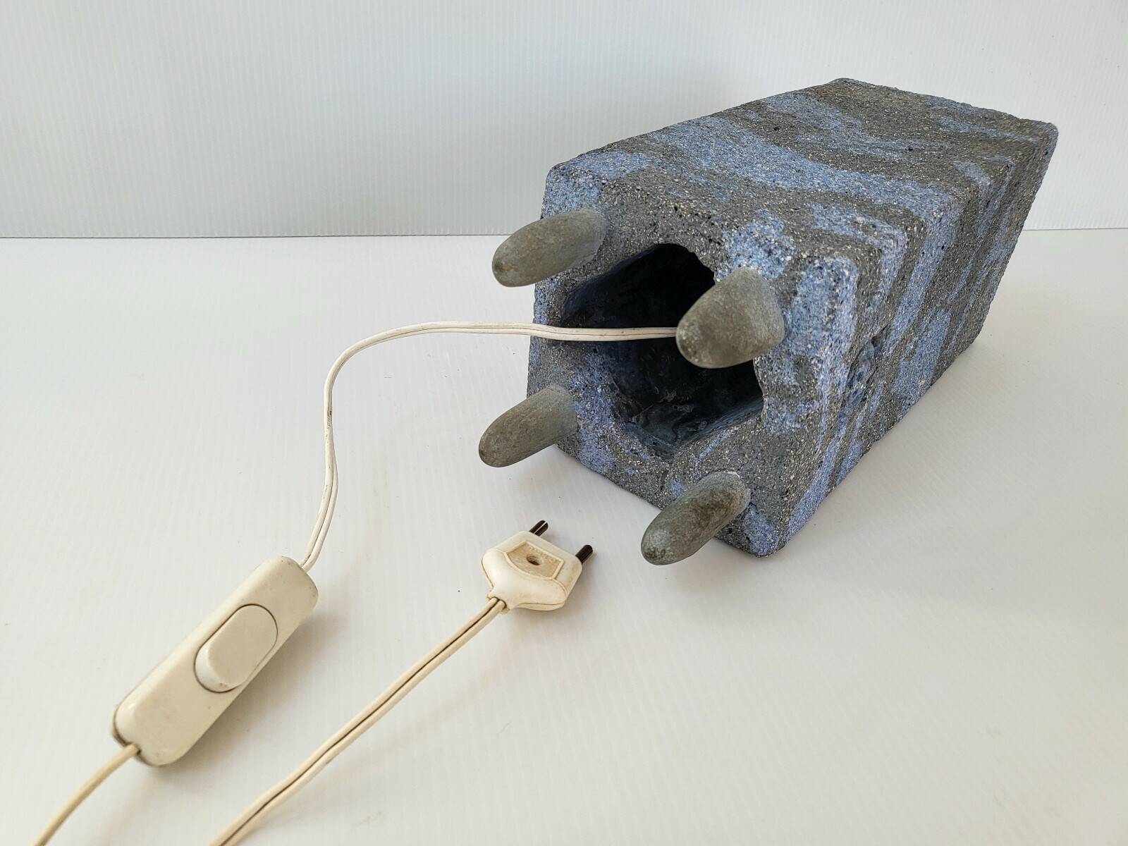 Vintage 1970s table lamp in cement & stones