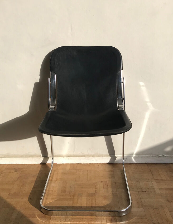 Set of 6 chairs in chrome metal and black leather - 1970