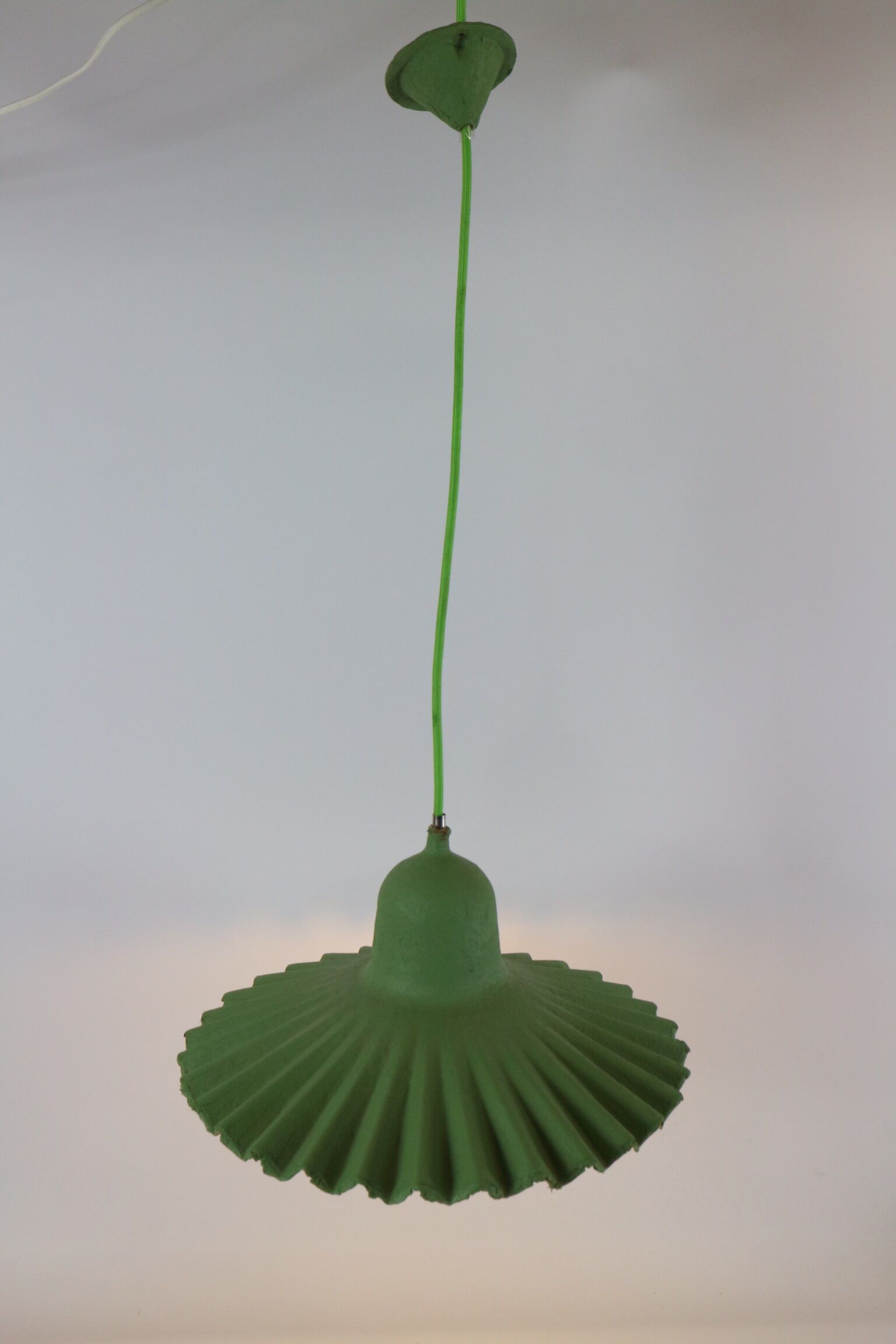 Two lamps/ pendant lamps in recycled cardboard, pink and green, seletti