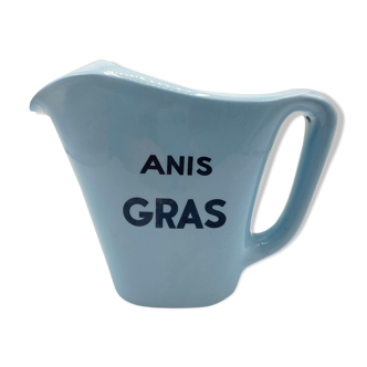 Advertising pitcher Fatty anise