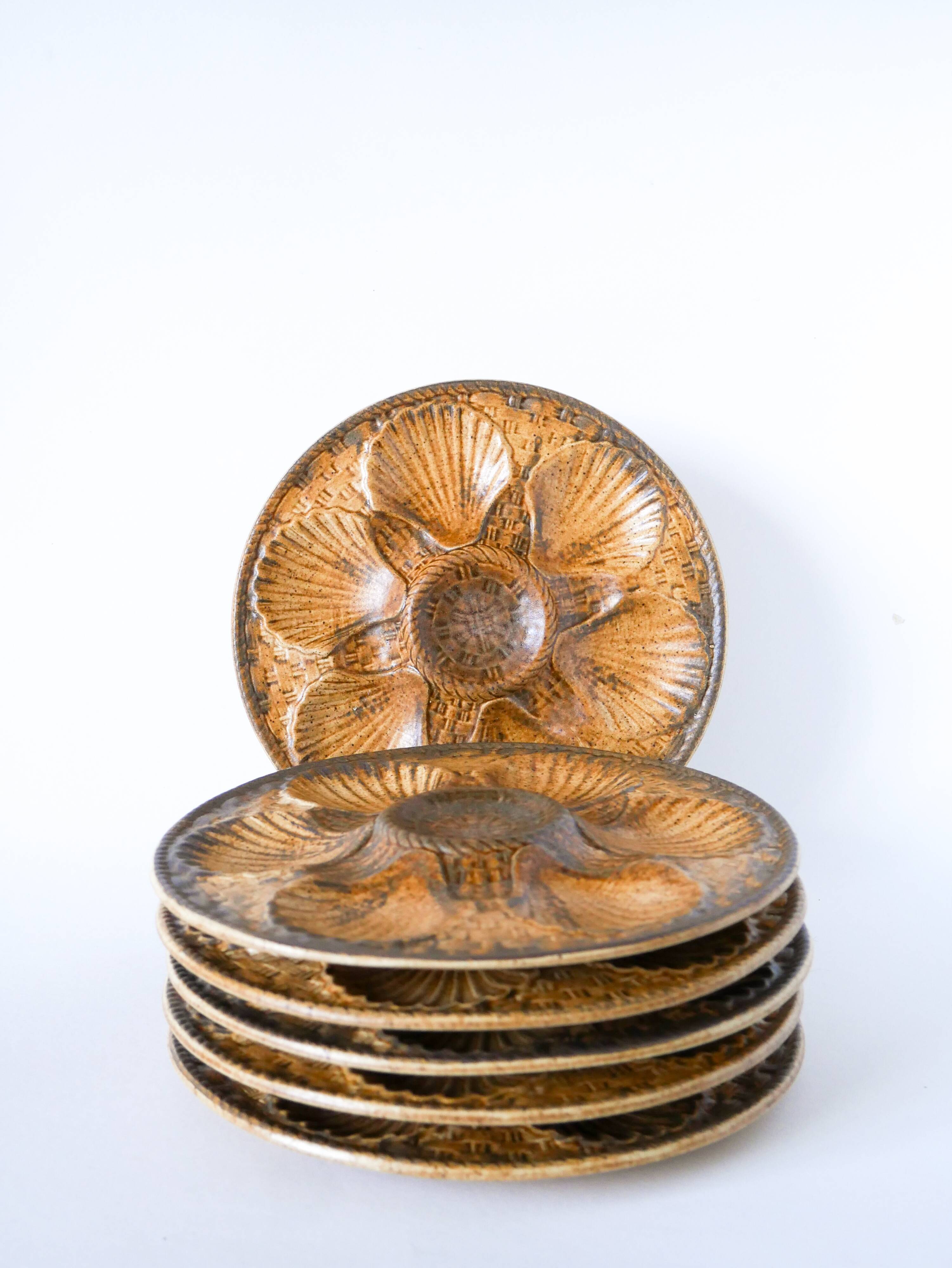 Set of 6 stoneware oyster plates, Brown & Brown, 1970