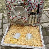 Picnic basket