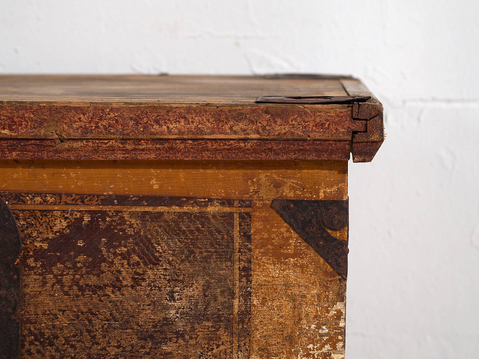 Antique folk art wedding chest (circa 1820)