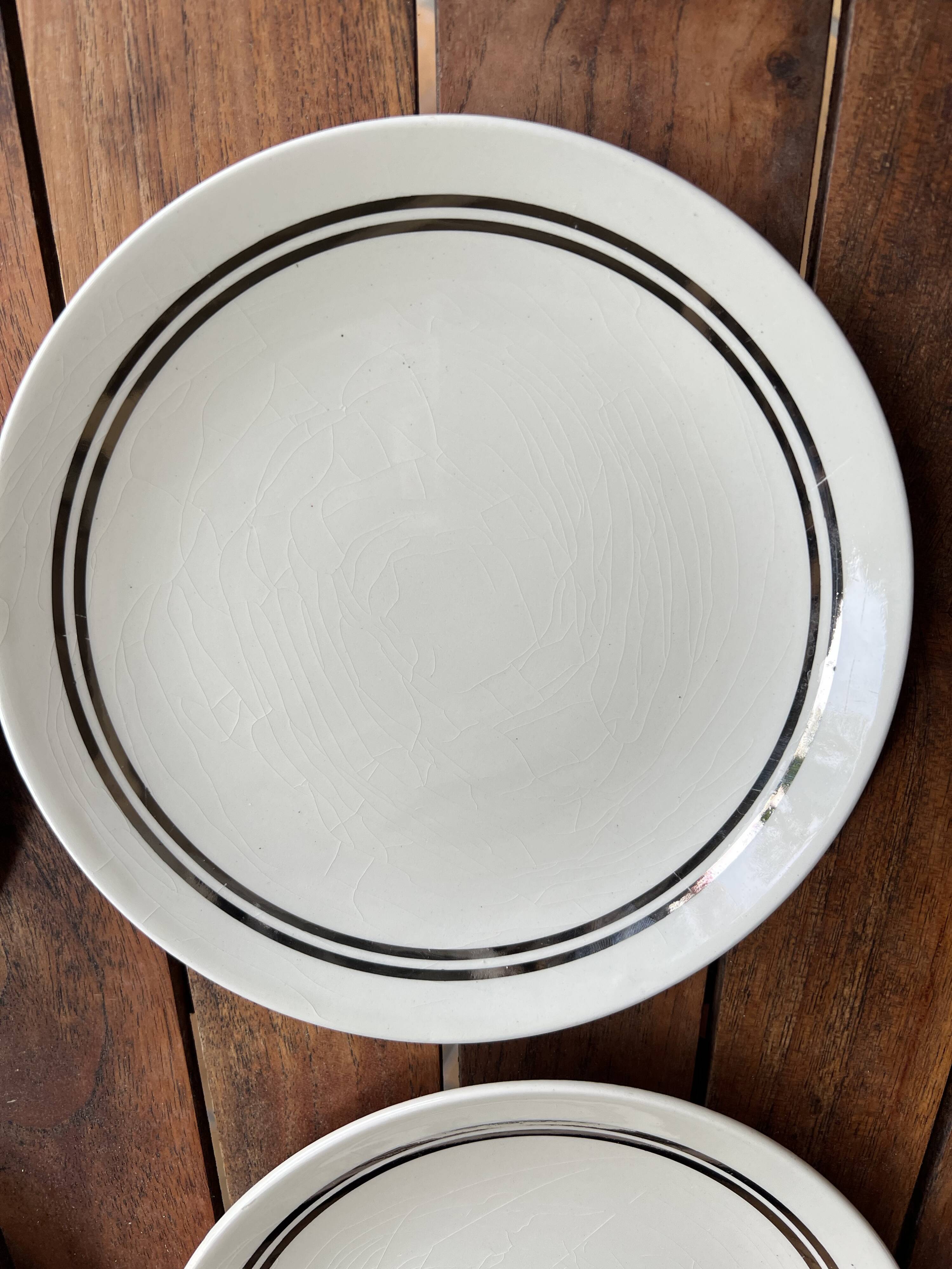 5 vintage Gien dessert plates, model 4607