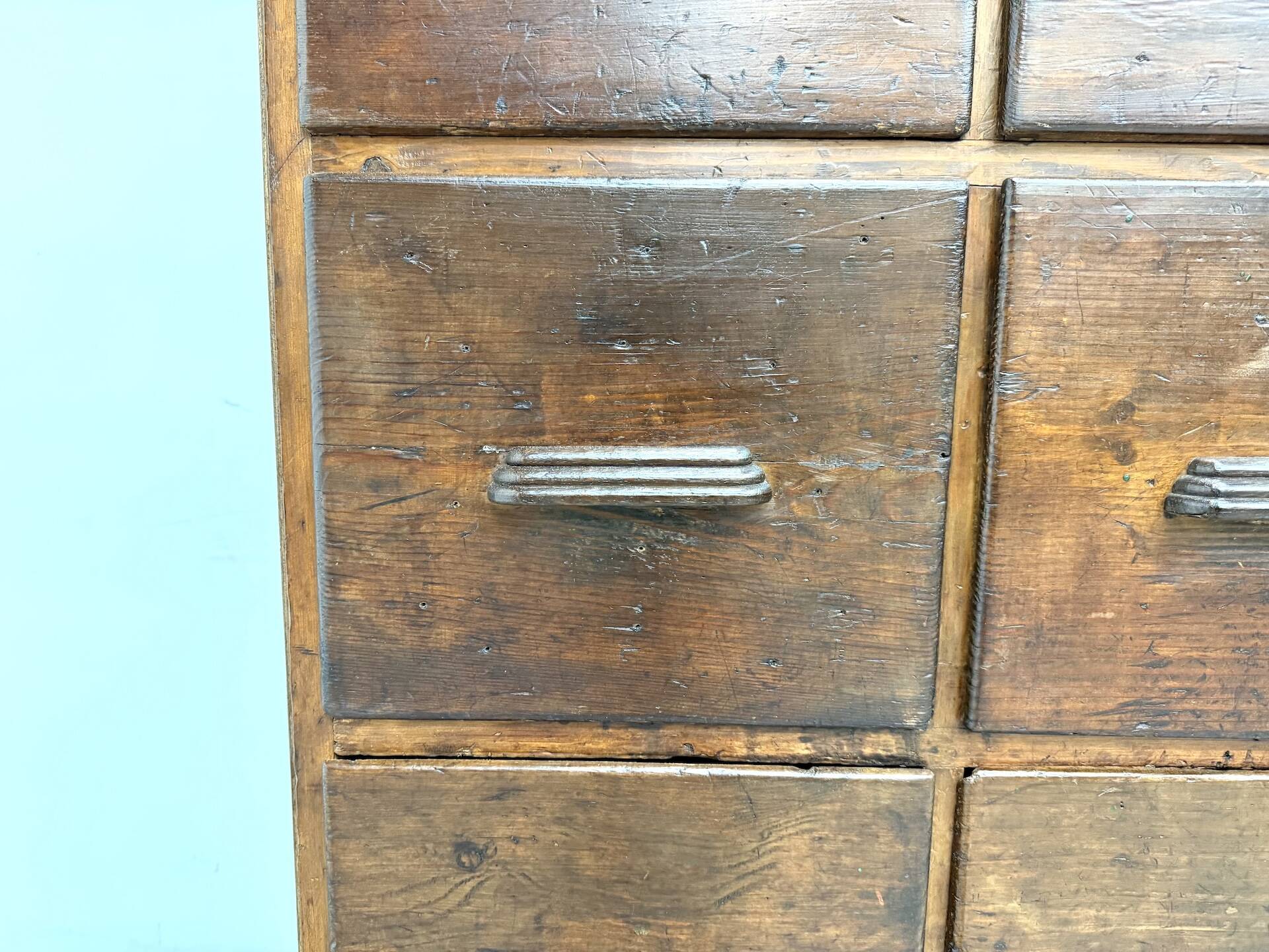 Meuble de métier ancien à 12 tiroirs, circa 1900