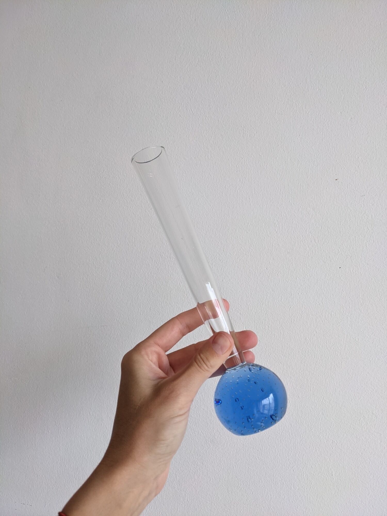 Vintage fine soliflore glass vase with blue ball in bubbled glass Murano at the base