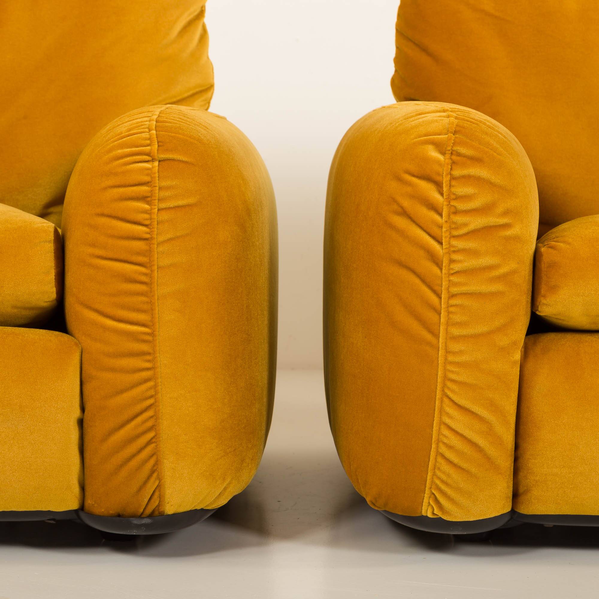 Piumotto Armchairs by Arrigo Arrigoni for Busnelli, set of 2, 1970s