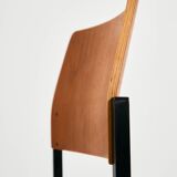 Chaise en teck sur base en métal