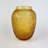 “Biches” crystal vase by Lalique – Amber