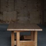 Modern Danish brutalist extendable dining table in pine, Tage Poulsen, 1970s.