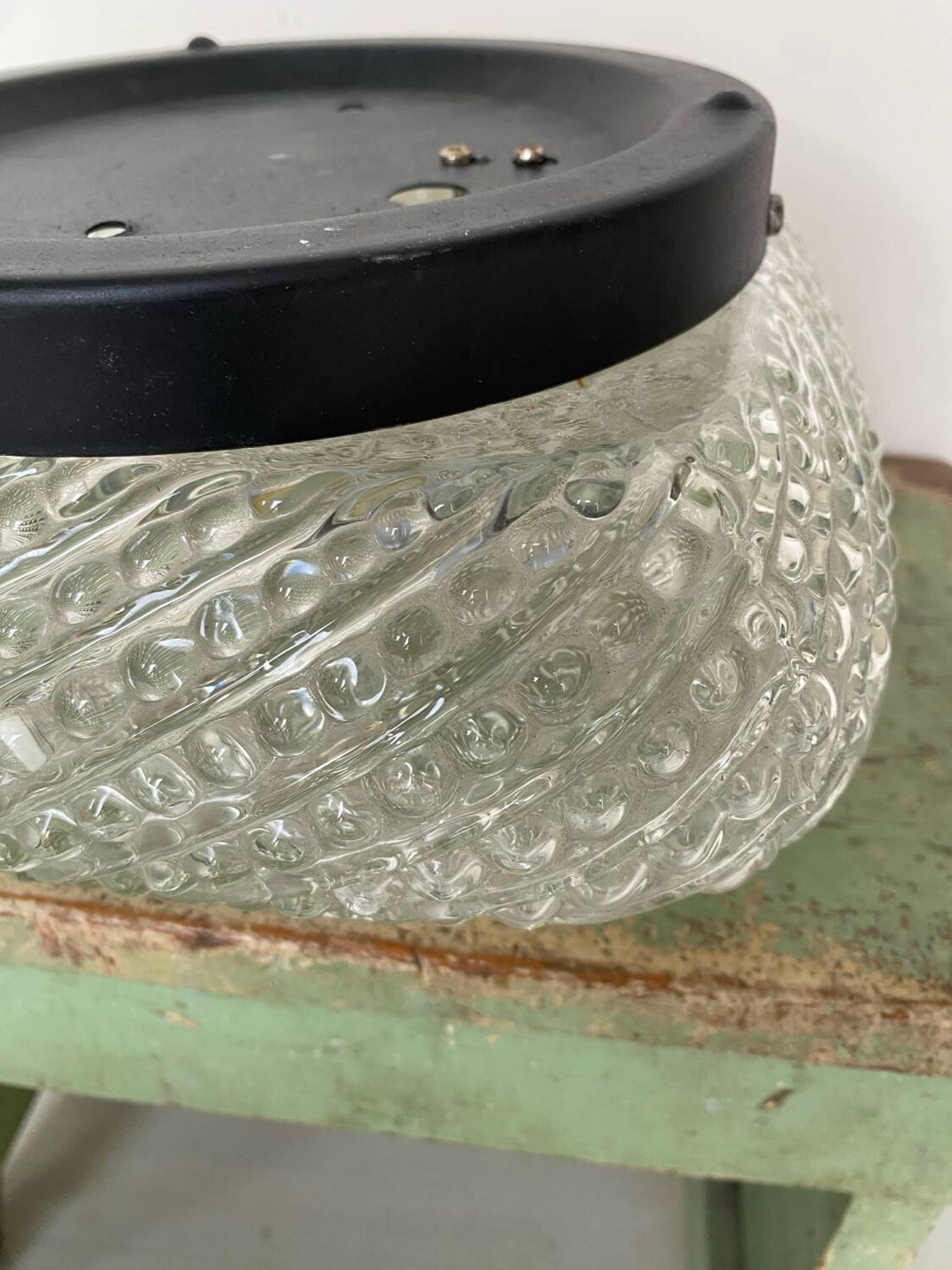 Plafonnier applique en verre dépoli 70's