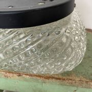 Plafonnier applique en verre dépoli 70's