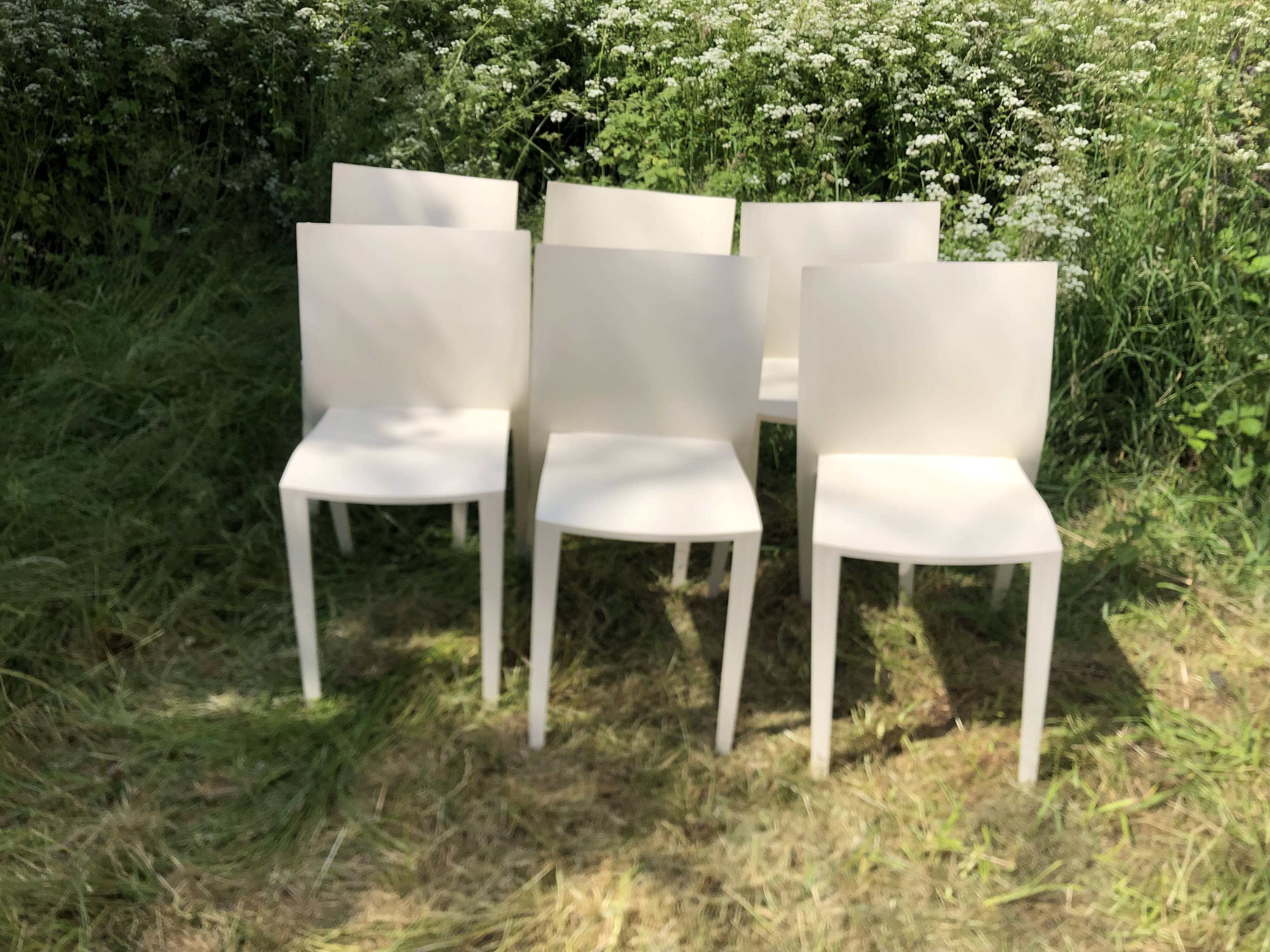 Chaises blanches Slick Slick Philippe Starck XO Design années 80