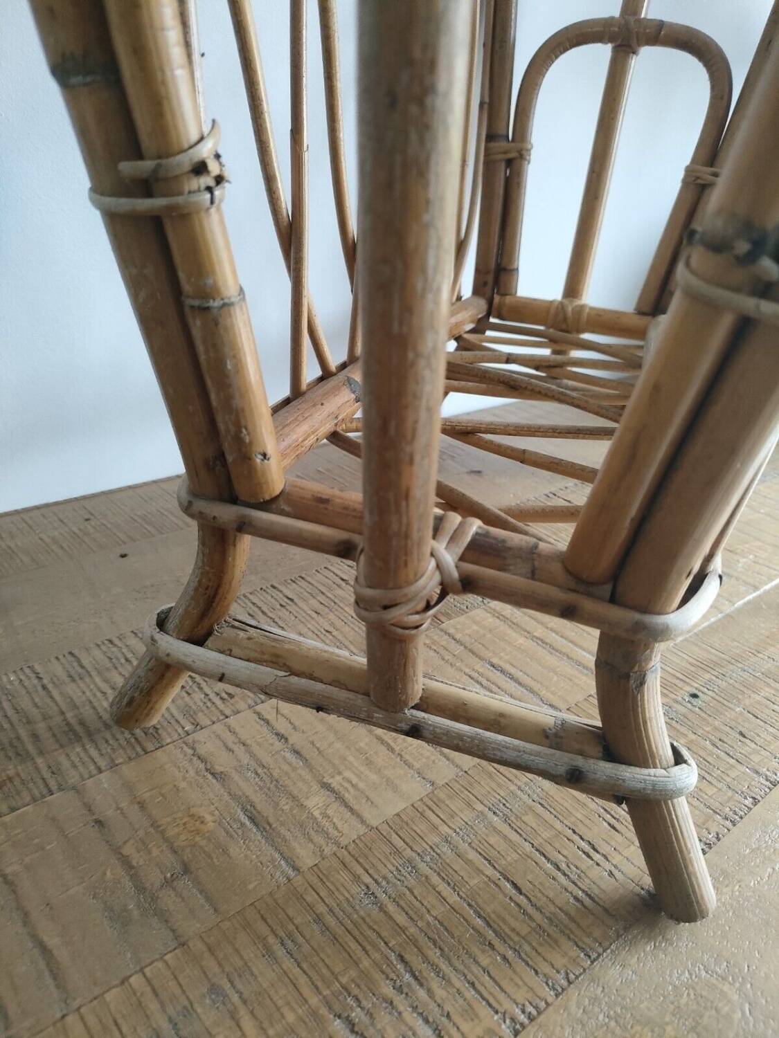 Large Rattan / Wicker Magazine Rack - Curved Shapes - Vintage - Old - 1960s