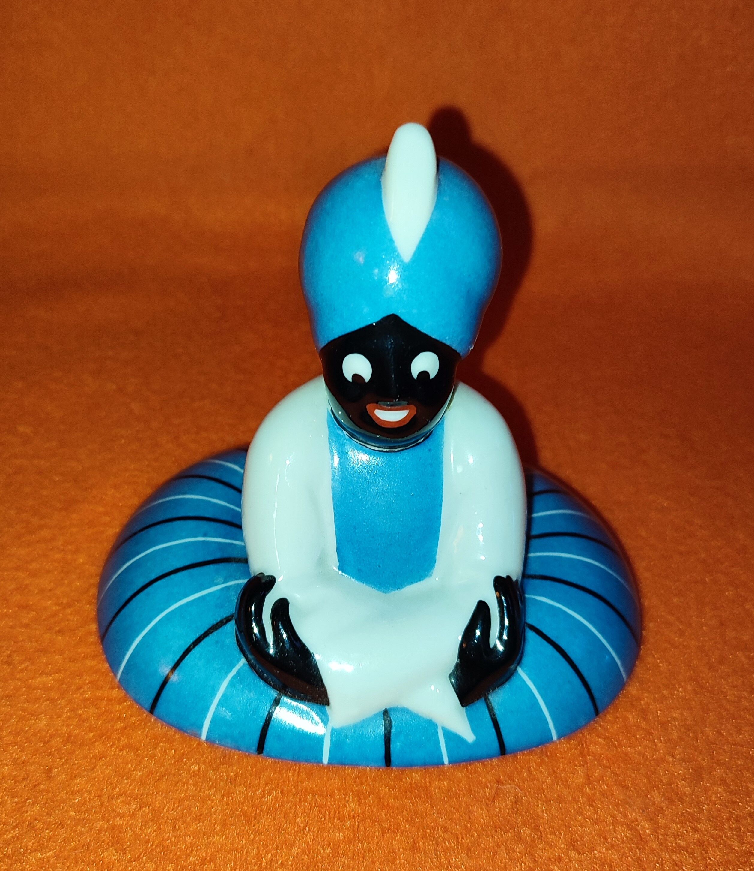 Art-Deco “ROBJ” candy box