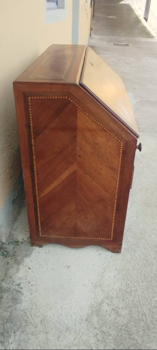 Commode toscane ancienne, époque Louis XVI, fin XVIIIe siècle, placage de n