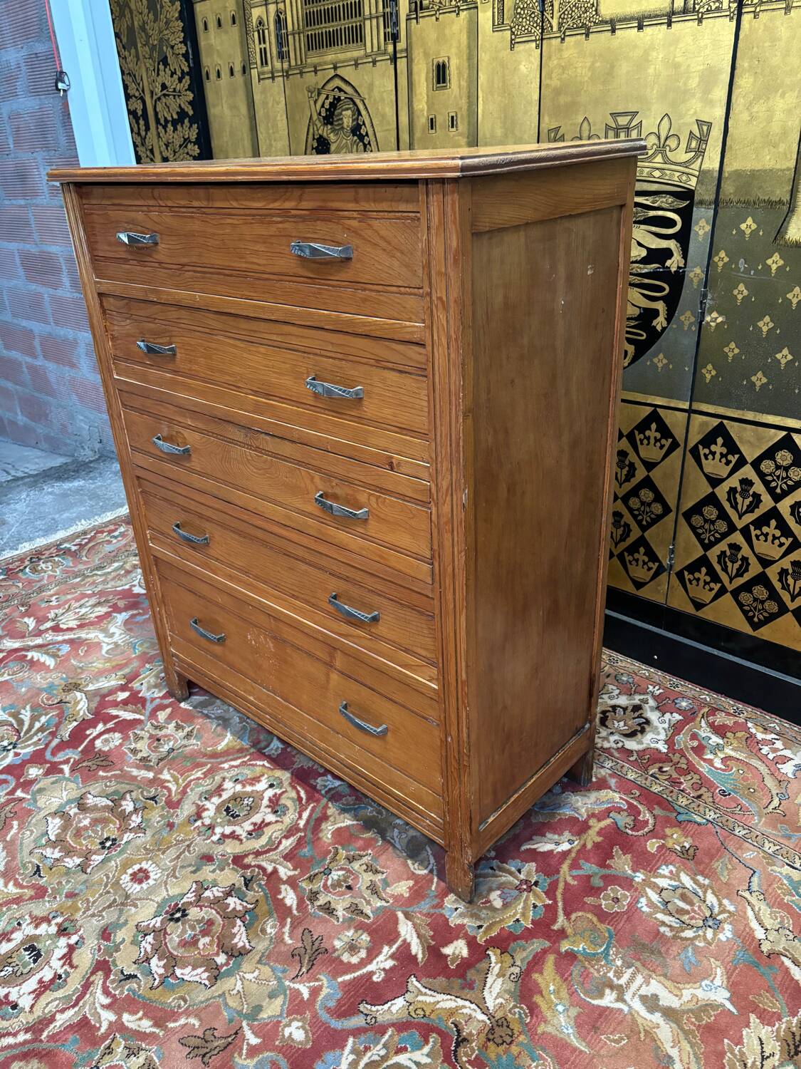 Art deco chest of drawers/chiffonier