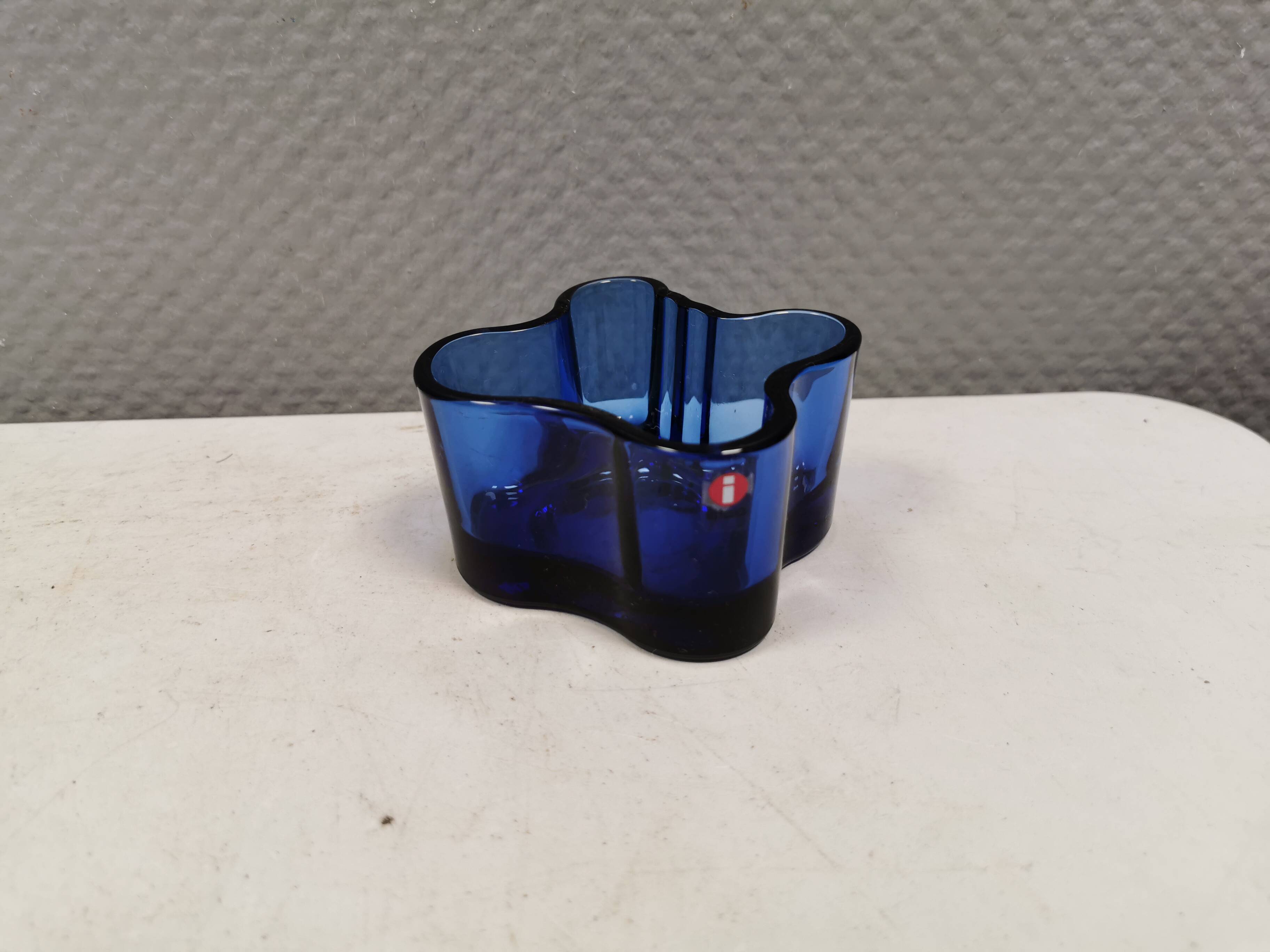 Small, stylish Alvar Aalto bowl, Finland, estimated 1980s-90s