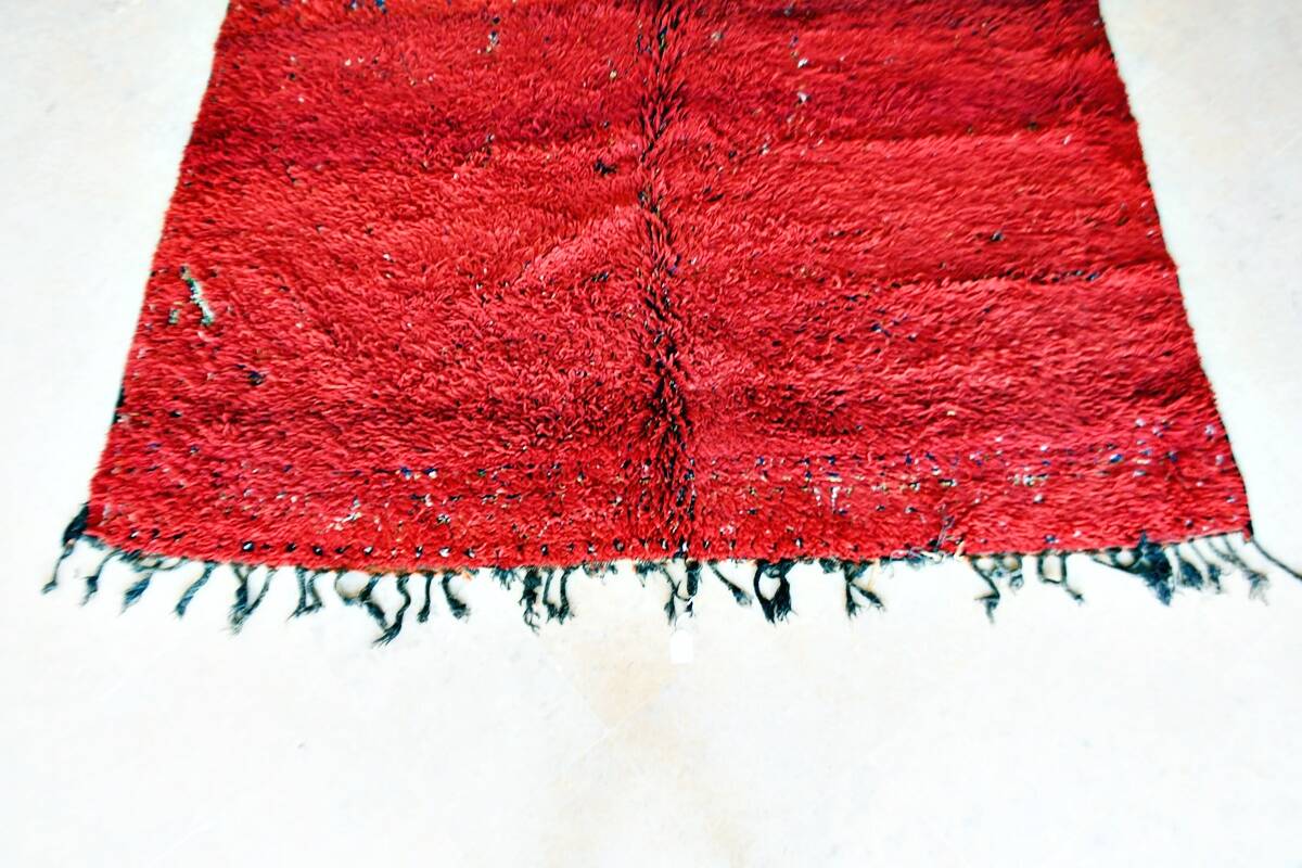 Moroccan Berber rug Beni Mguild vintage 255 x 206 cm