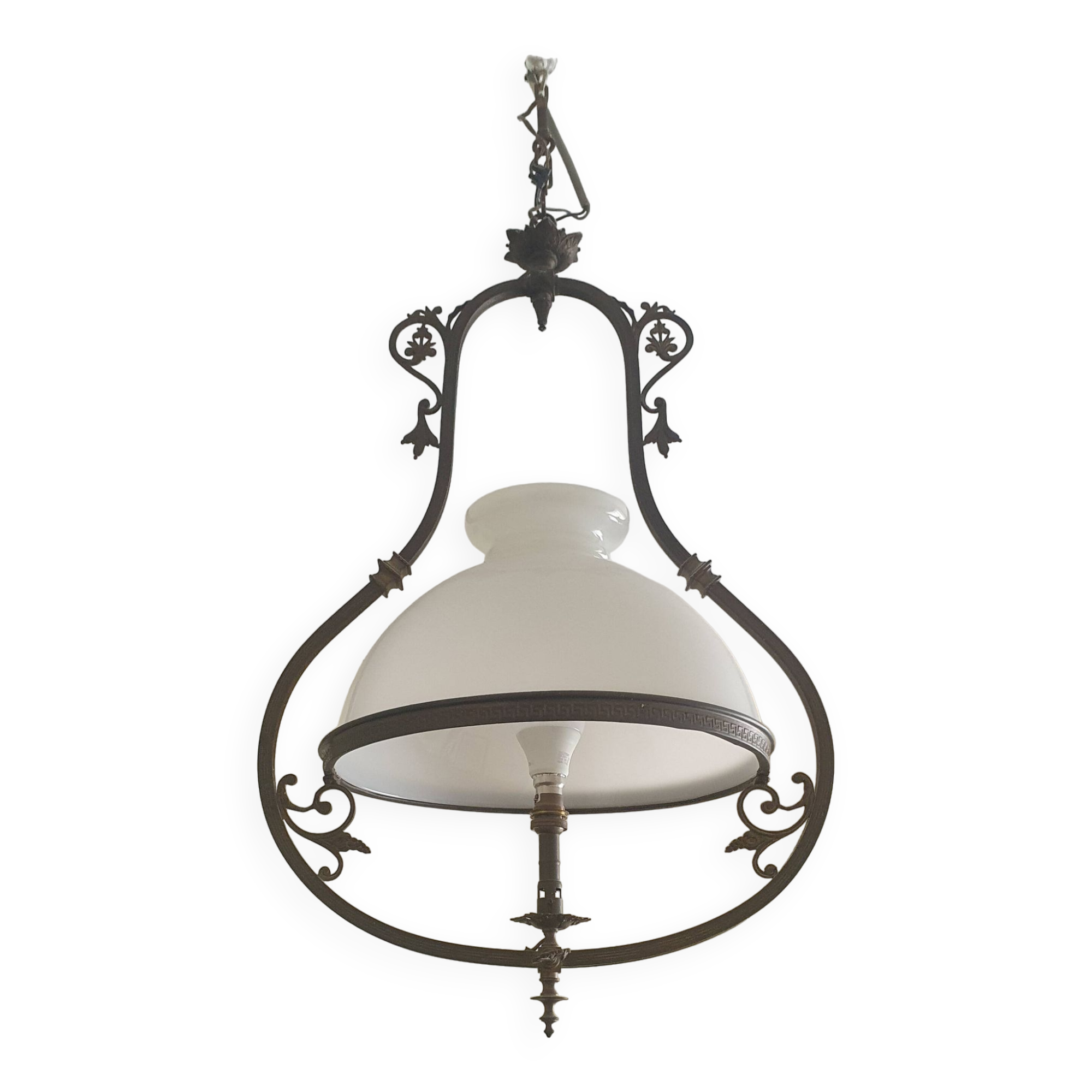 Opaline and copper pendant light