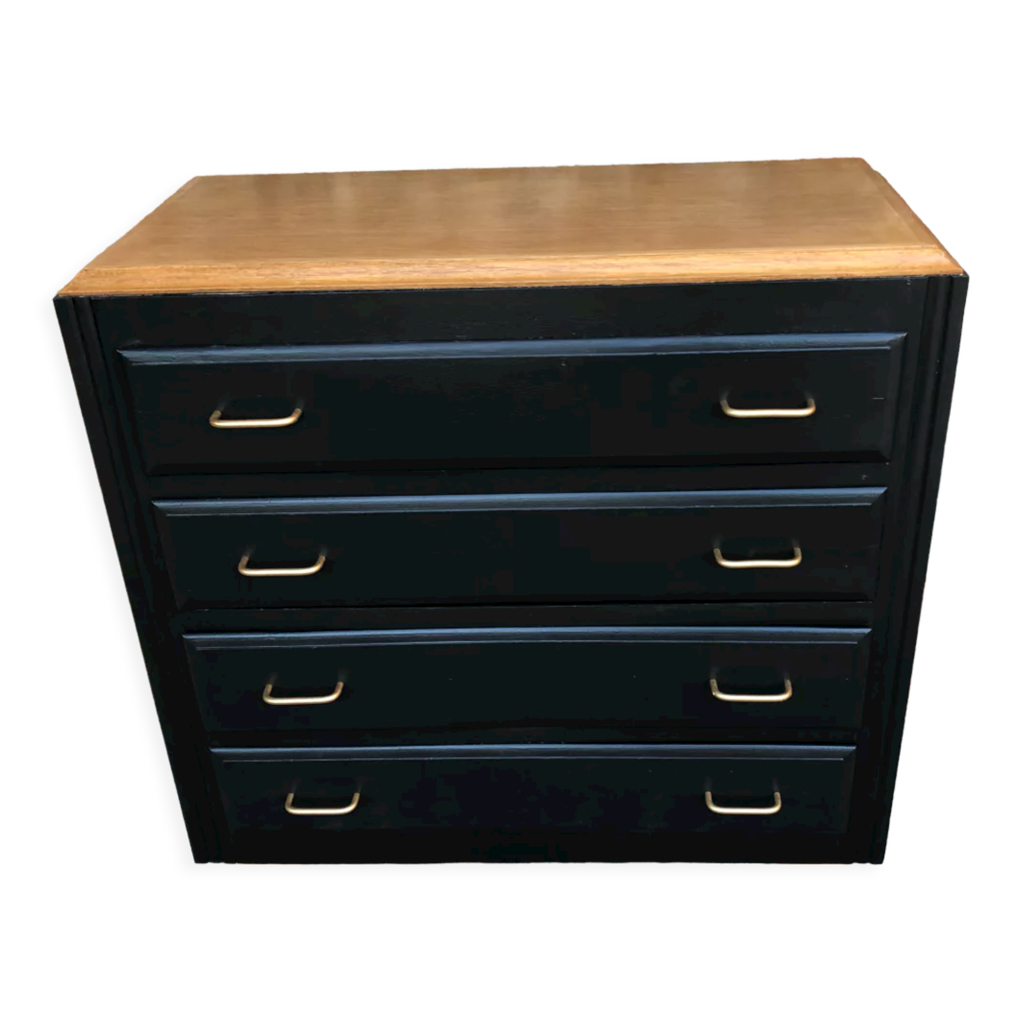 Vintage chest of drawers