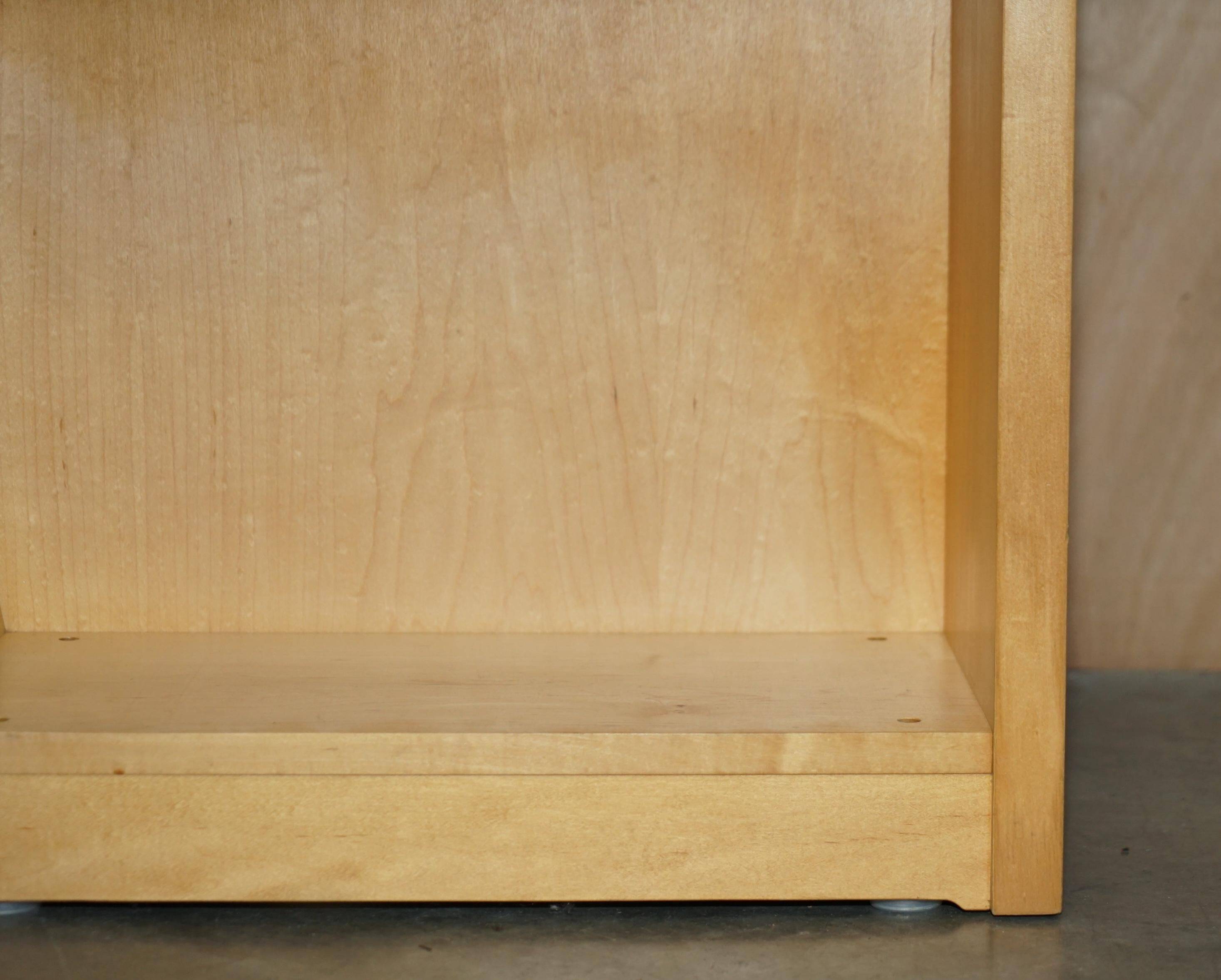 Birch libraries in three curved sections