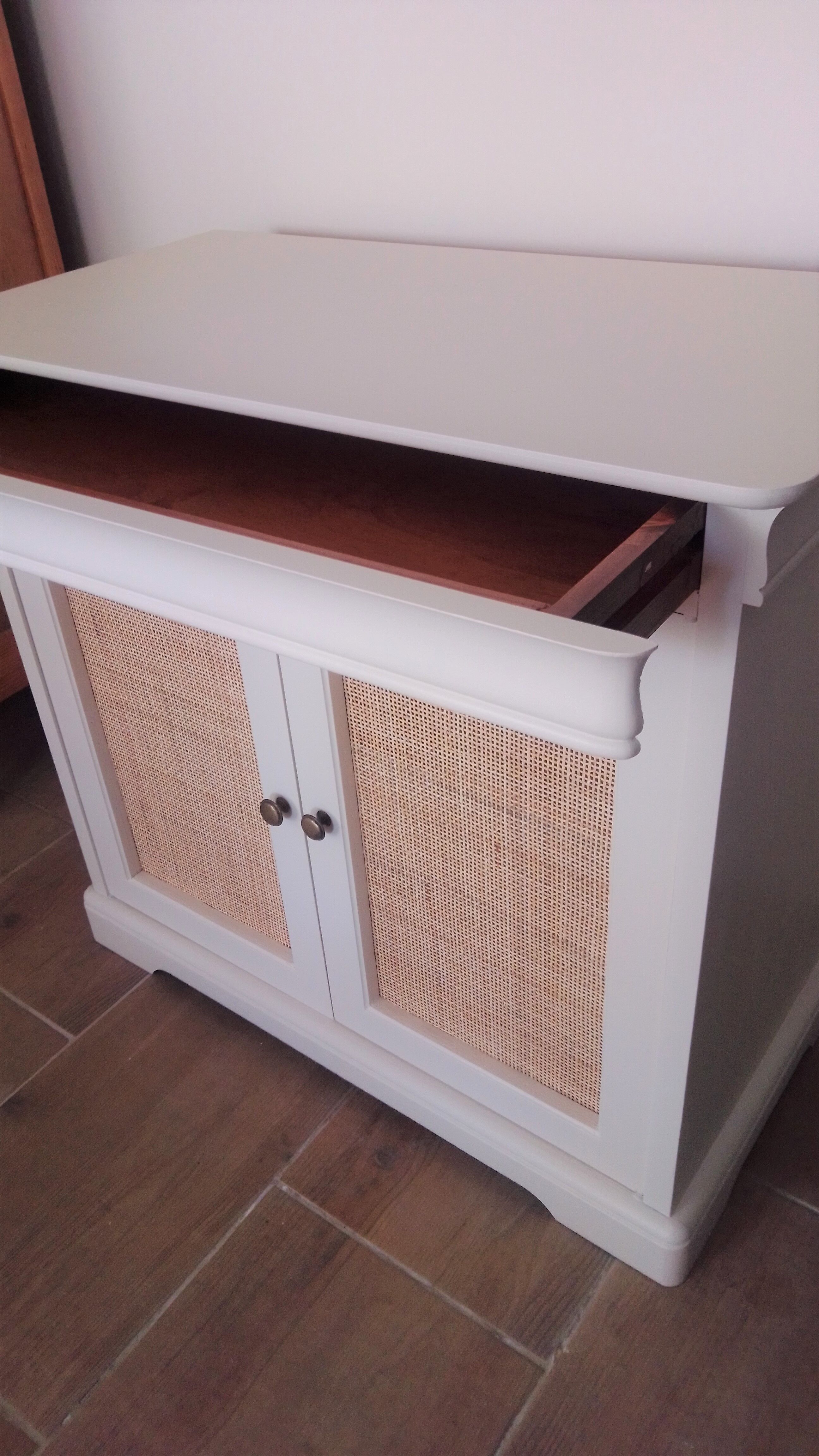 Storage cabinet 2 doors