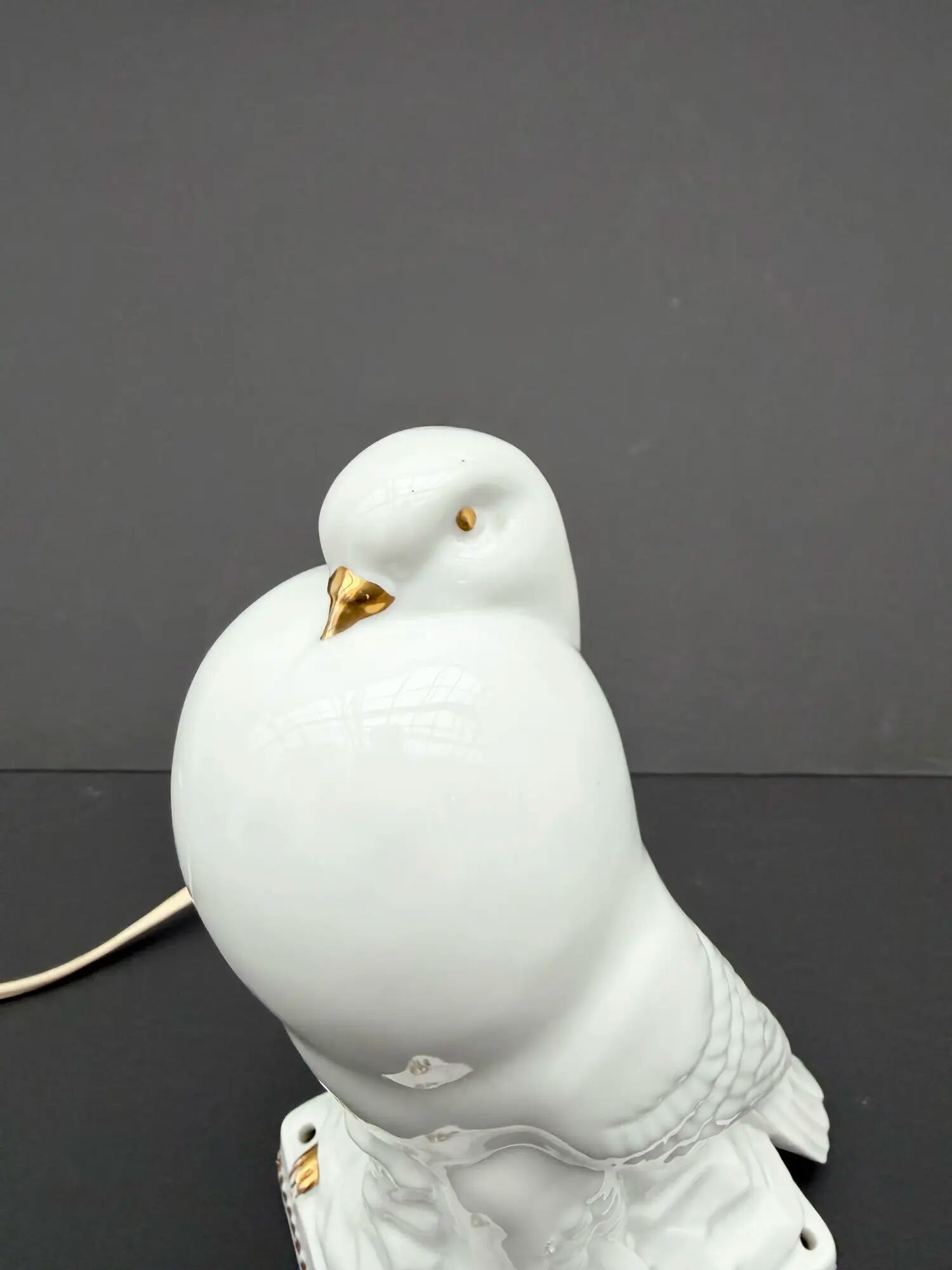 Art Deco night light in fine porcelain, France 1940