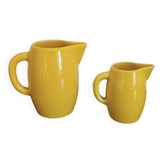Pair of small pitchers in earthenware from Salins