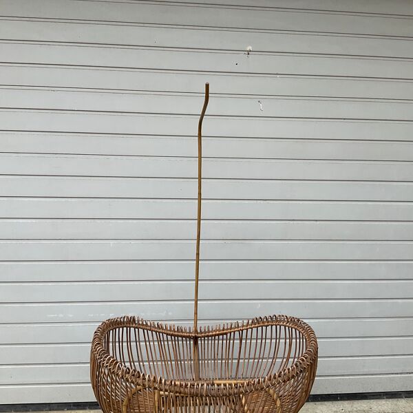 Berceau en rotin vintage