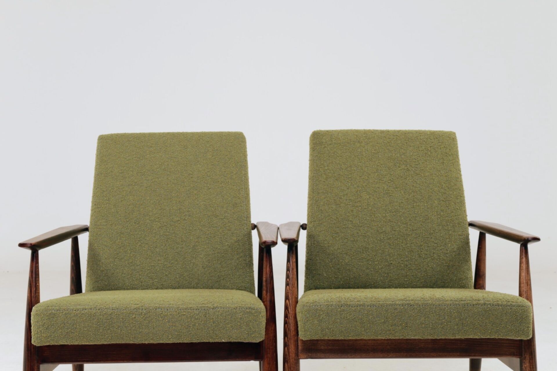 Pair de fauteuils scandinave mid century bouclette verte