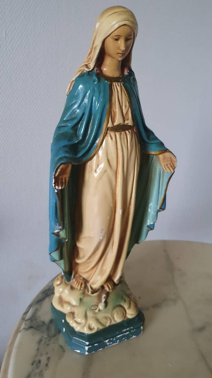 Miraculous Virgin Mary Statue