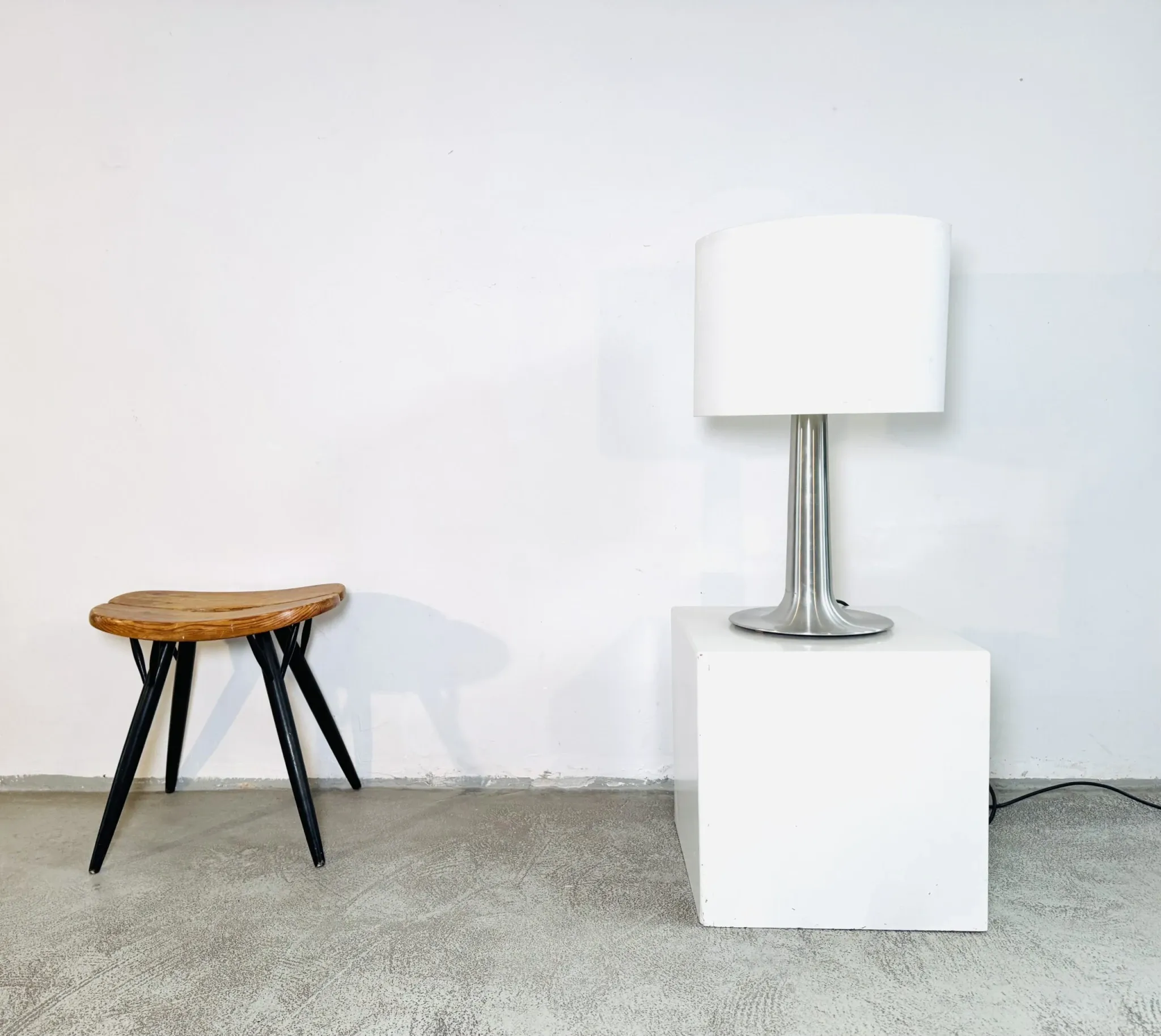 D-2097 Trumpet Table Lamp By Raak Amsterdam, The Netherlands, 1970S