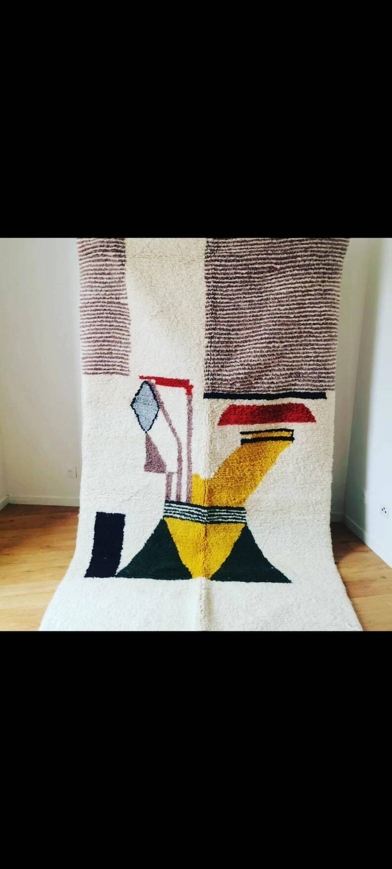 Tapis beni ouraine tissè main traditionnelle taille de 150 x 250 cm