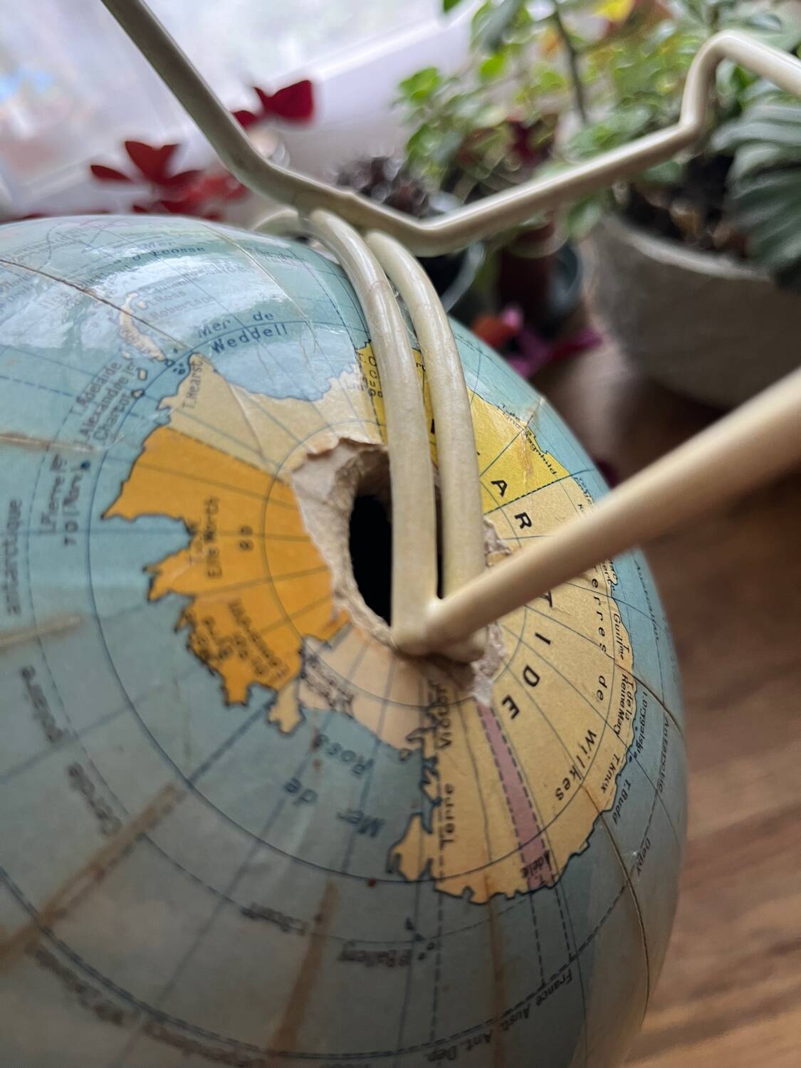 Globe terrestre Girard et Barrere