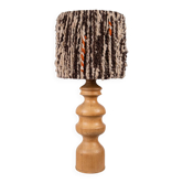 Grande lampe en chêne et laine, travail français 1960s