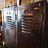 Industrial locker room, J. HOUDRY, 2 doors.