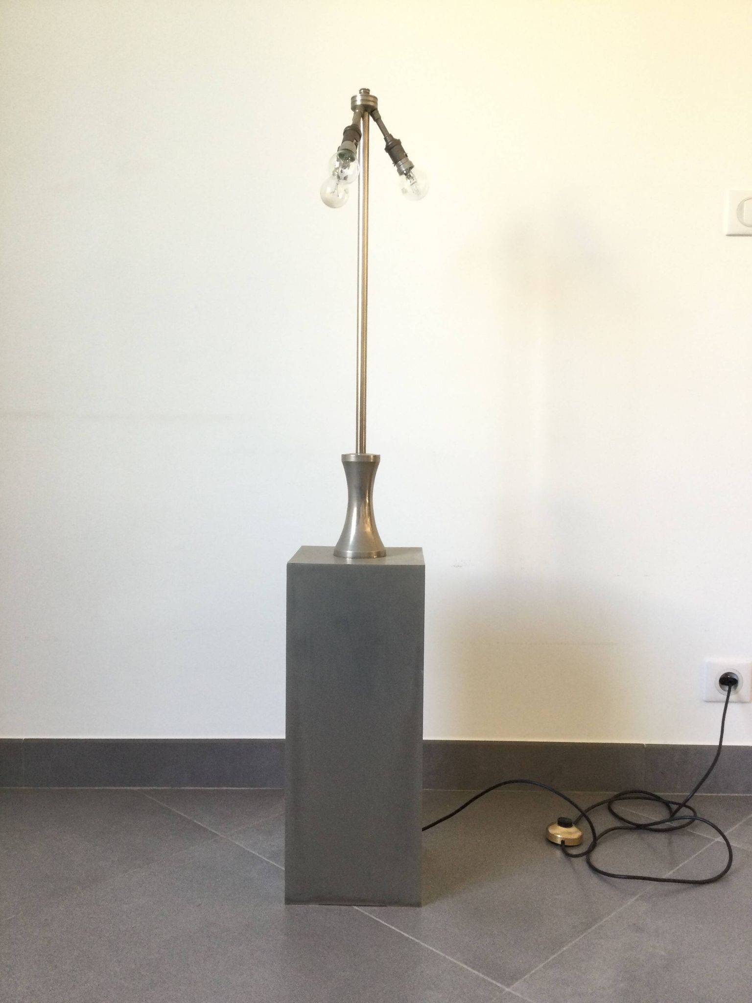 Lampe carrée en laiton chromé, 1970