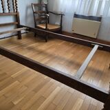 Paire de lits en bois sculpté
