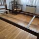 Paire de lits en bois sculpté