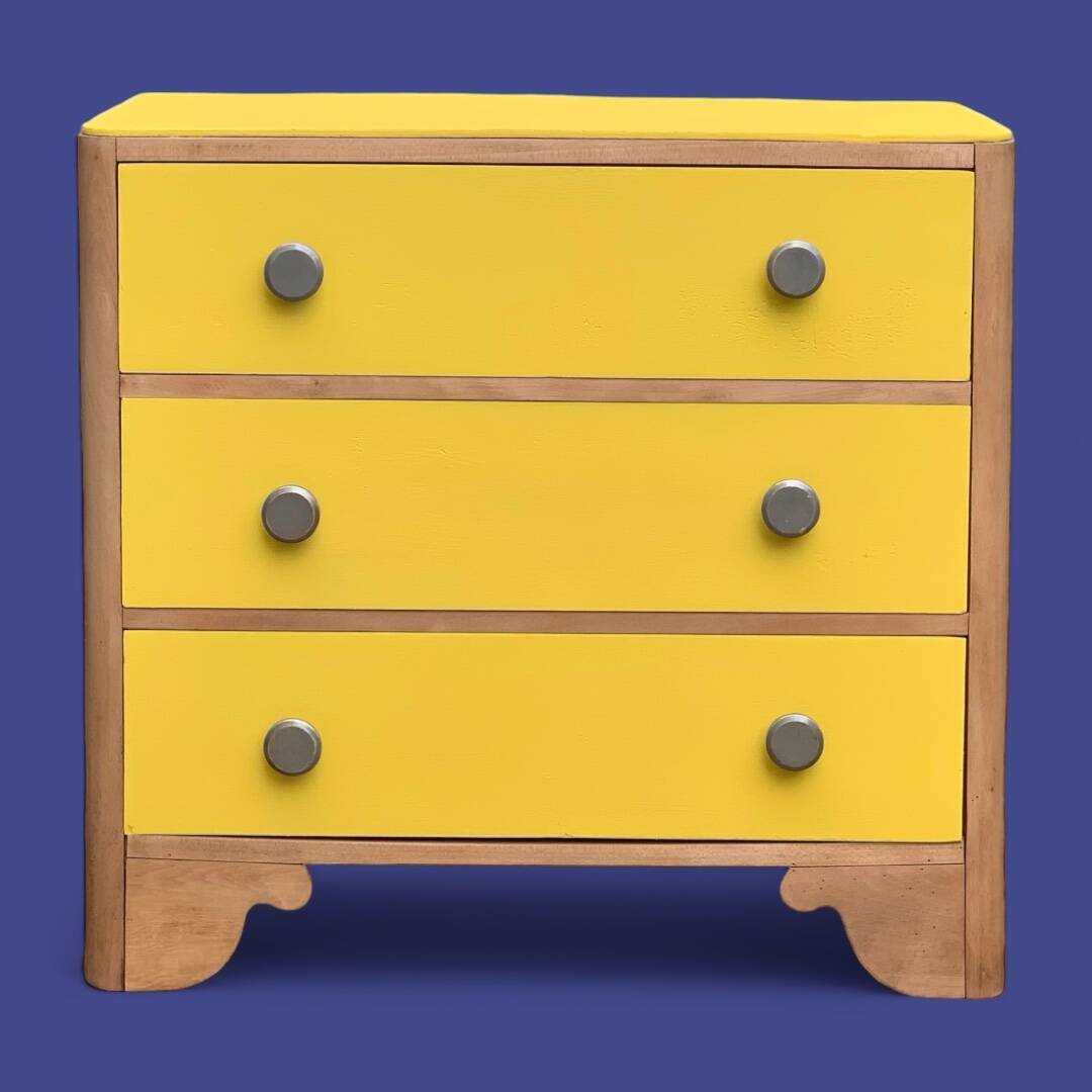 Commode art déco jaune poudré et bois brut