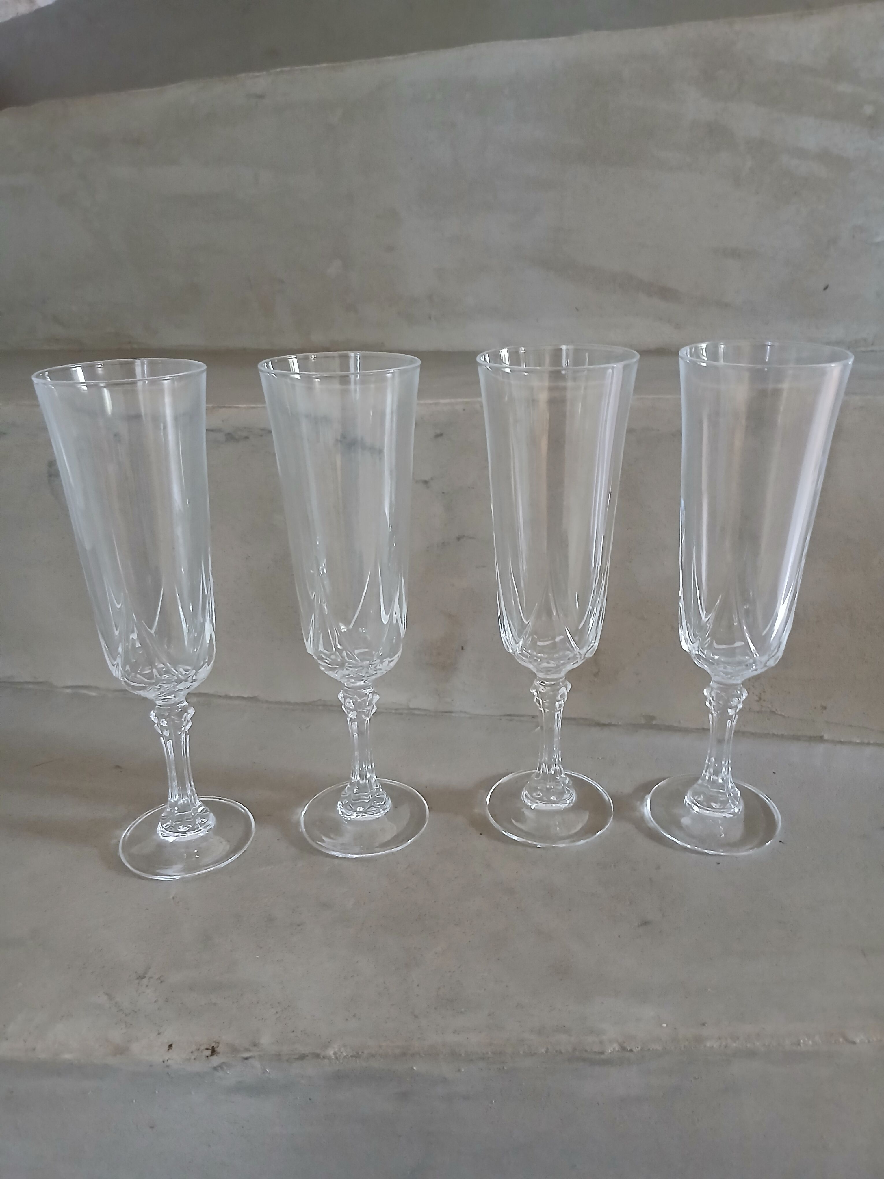 4 vintage crystal champagne flutes from Arques