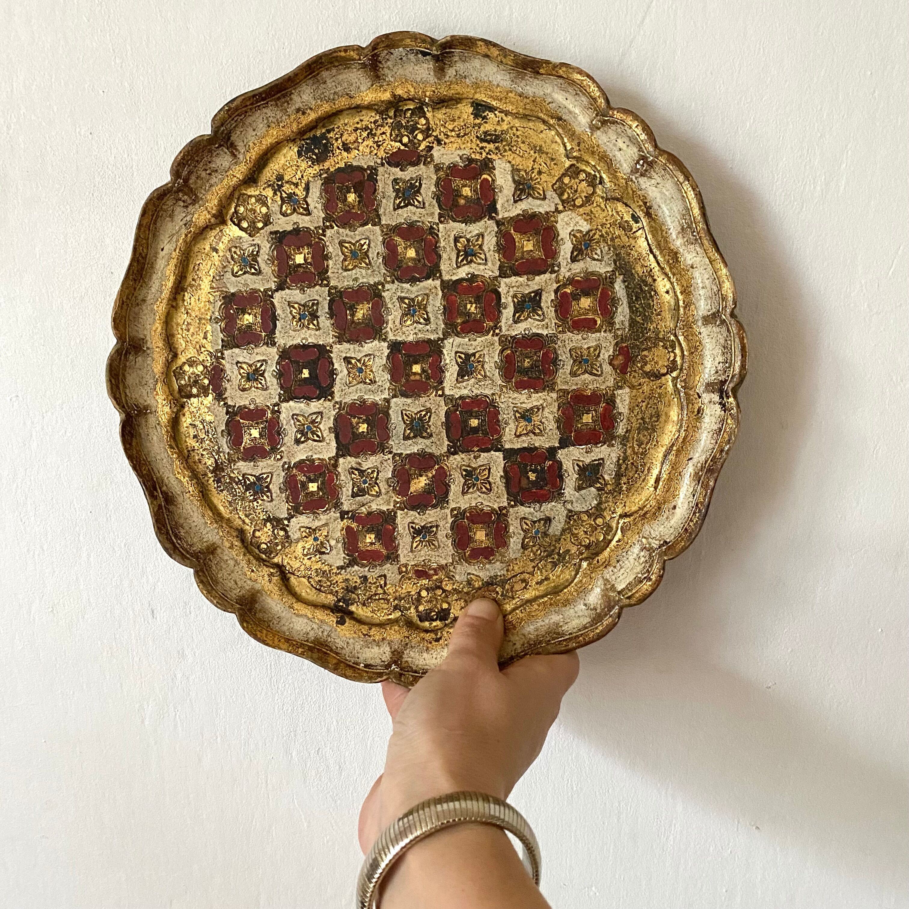 Round wooden tray Florentine -Italy