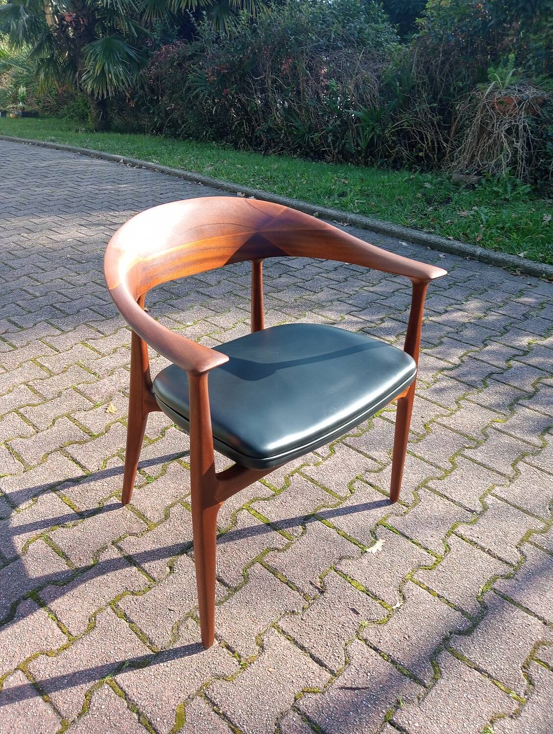 Scandinavian office chair